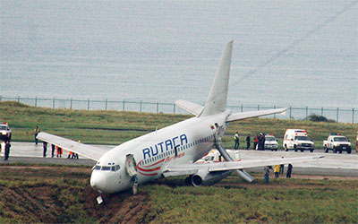 Avión de pasajeros se sale de la pista con 44 personas al aterrizar en Maiquetía, perteneciente a la compañia Rutaca