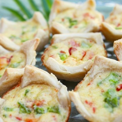 Red and Green Quiche Bites