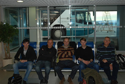 Olympiade échecs en 2010 à Khanty-Mansiysk l'équipe belge. MF Vandenbussche Thibaut, MI Saibulatov Daniyal, Polaczek Richard, MI Michiels Bart, MF Jan Rooze.