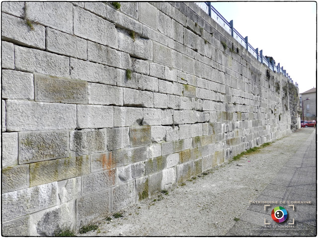 LIGNY-EN-BARROIS (55) - Les remparts médiévaux