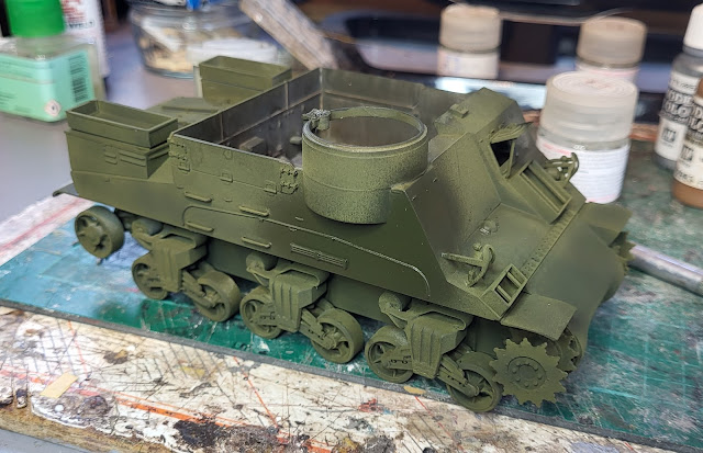 Italeri Kangaroo APC