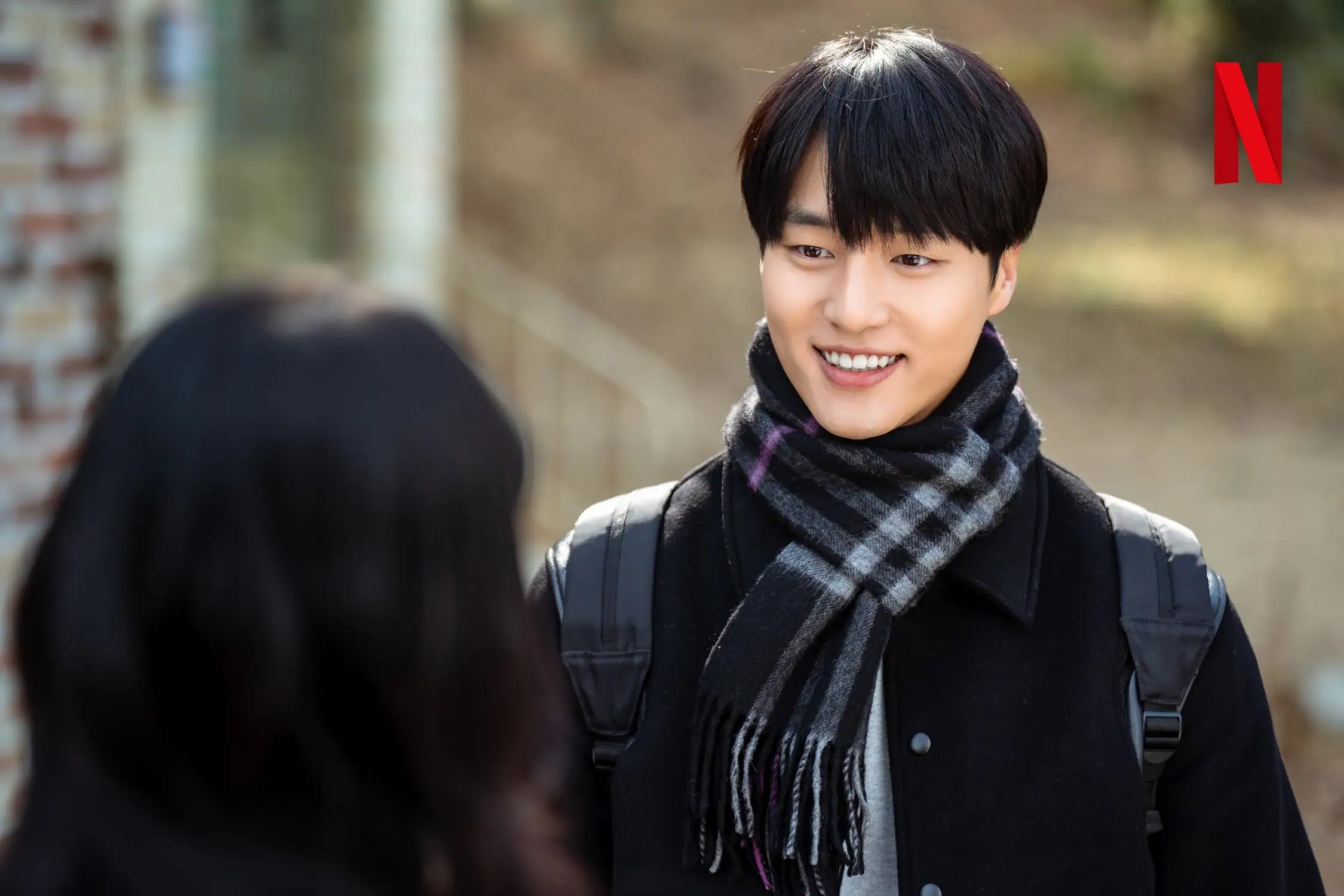 Yang Se-jong interpretando al personaje principal masculino en la serie 'Doona!' de Netflix.