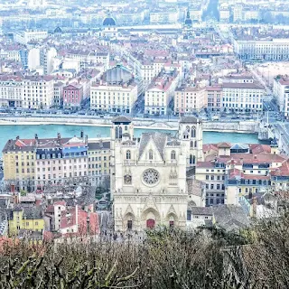 Pictures of France: views over Lyon