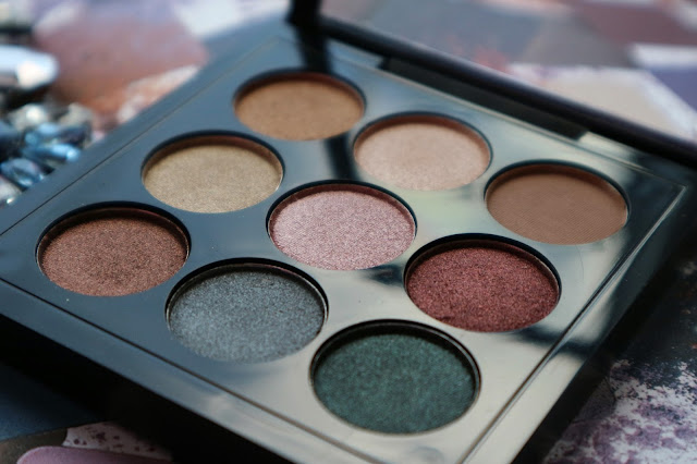 9 Colors Shimmer Eyeshadow Palette