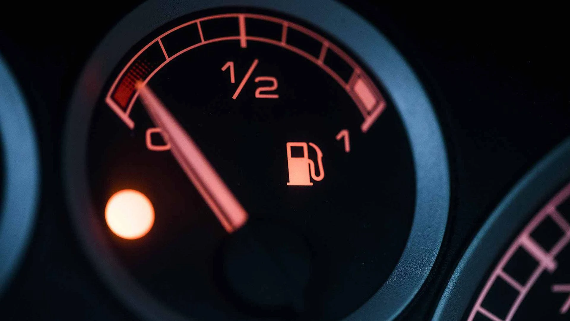 Is It Illegal to Run Out of Fuel on The Motorway?