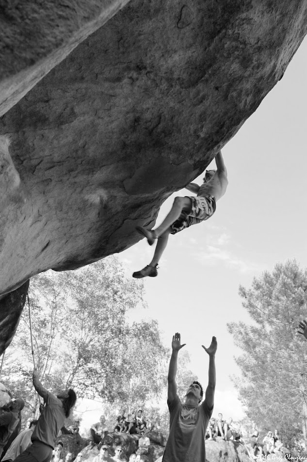 Guillaume Glairon Mondet dans le Toit du Cul de chien, Font & Bleau RedBull Contest, (C) 2016 Greg Clouzeau