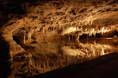 Beautiful Underground Lakes Around the world
