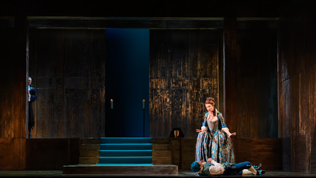 Handel: Giulio Cesare - Alexander Simpson, Susanna Hurrell, Paul-Antoine Bénos-Djian - English Touring Opera 2020 (Photo Jane Hobson)
