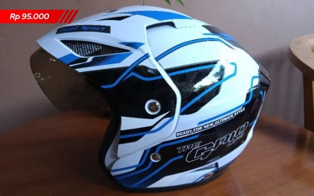 helm takira hayabusa motif grafis