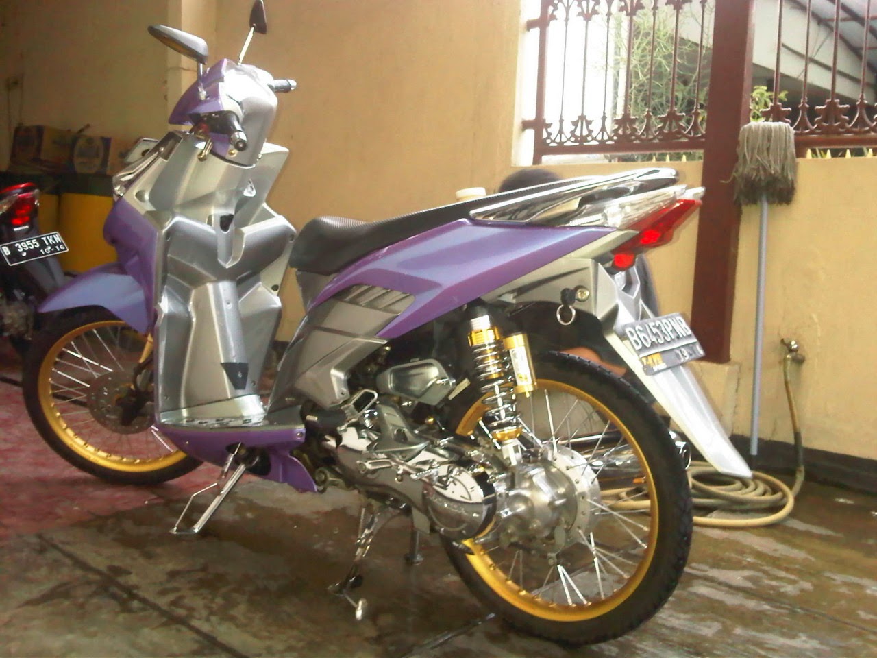 Honda Vario Techno Modifikasi R Way Collection