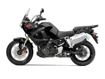 Yamaha_Super_Ténéré_2012_1280x960_Metallic_Black_02