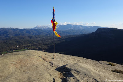 Els cingles de Vilanova i el puig del Far