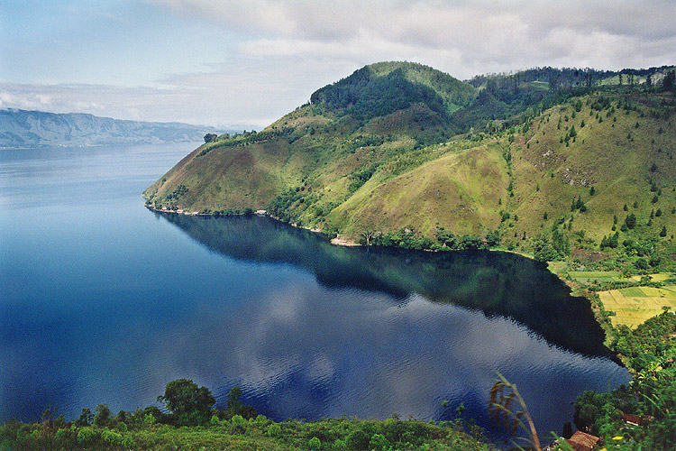 Pemandangan Danau Toba Gambar  Pemandangan