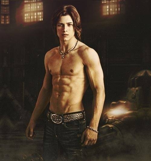 Leo Howard Profile Pics Dp Images