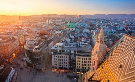 Melbourne: Pioneering Sustainability in the Land Down Under