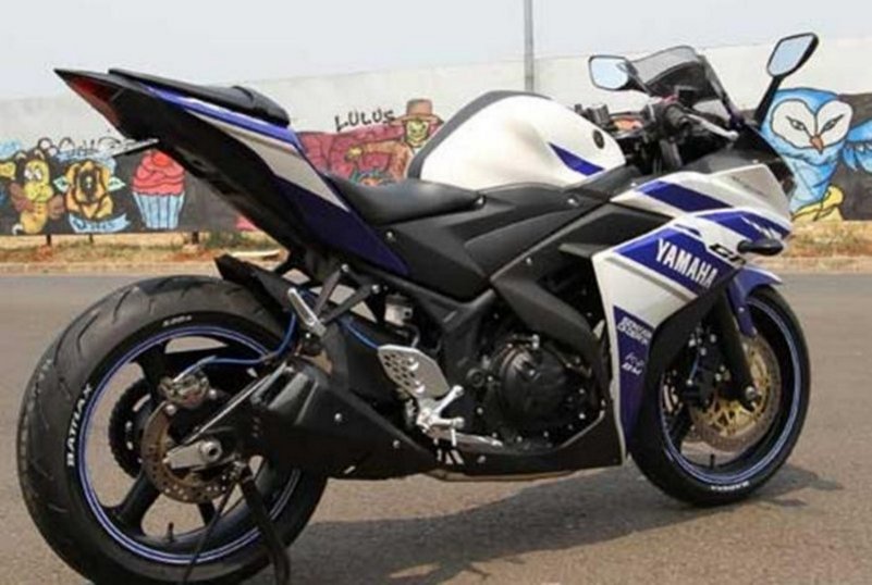 hasil modifikasi yamaha r25 yang keren