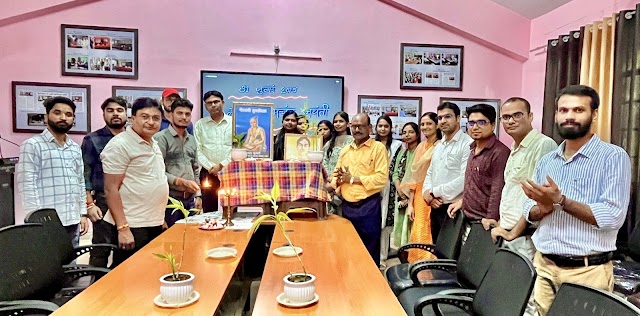 विनोबा भावे विश्वविद्यालय के हिंदी विभाग में मनाई गई तुलसीदास और प्रेमचंद जयंती, दो सत्रों में हुई विचार संगोष्ठी