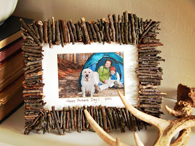 Handmade photo frame craft project