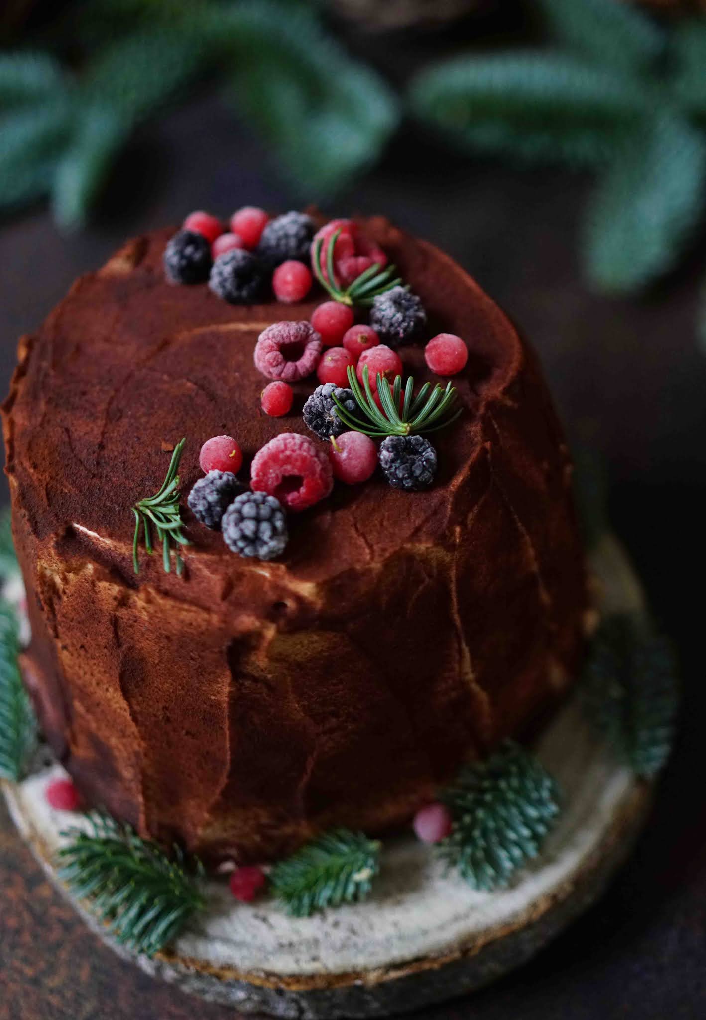 biscuit roulée , bûche de noel , cassis