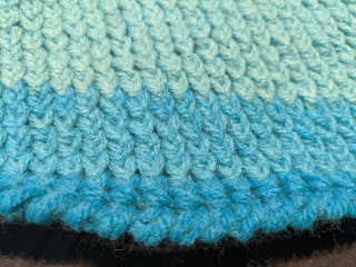 The crab stitch at the end of the beanie