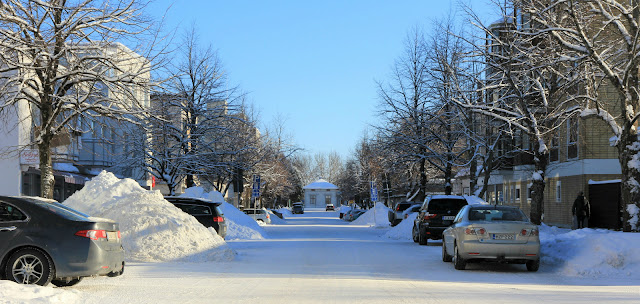 Lens and Cover Blog | Snowy Streets in Tornio