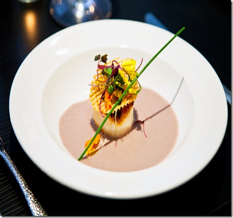 cityhouse's Togorashi seared scallop with purple cauliflower espresso