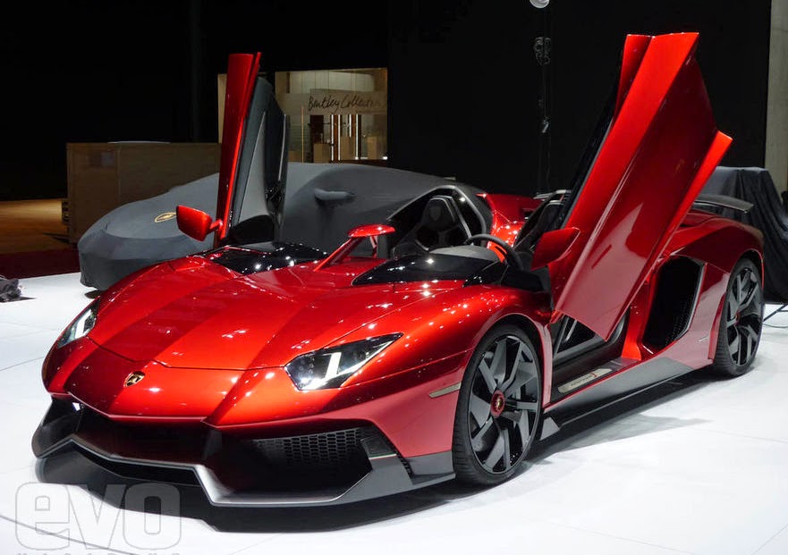 Foto Mobil Lamborghini Egoista - Auto-Werkzeuge