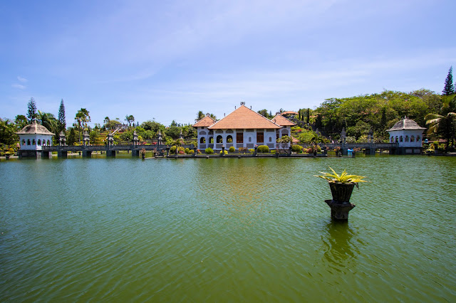 Taman Ujung water palace-Bali