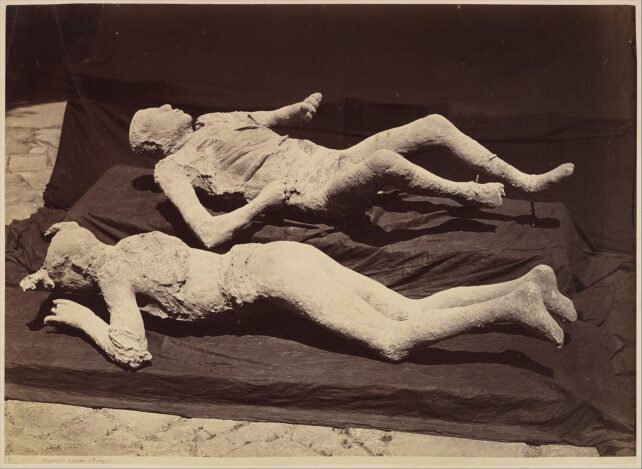 Gesso usado para moldar as vítimas de Pompeia pode ter contaminado seus restos mortais
