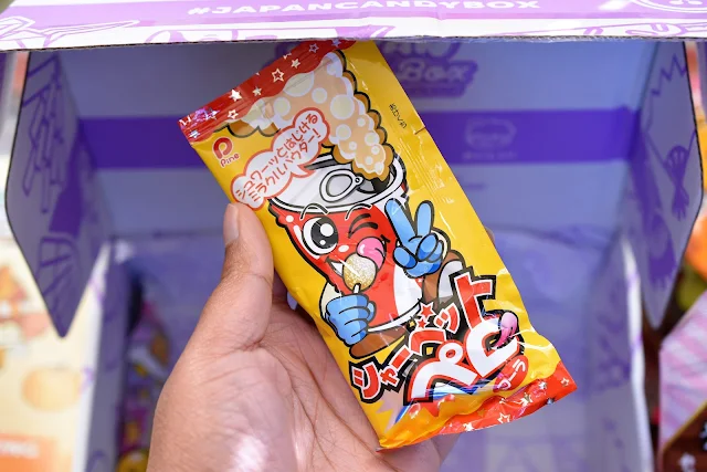 Trying Japanese Candy and Snacks: Japan Candy Box Review and Unboxing Video  via  www.productreviewmom.com