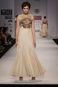 WIFW: Famous Rajputana Tribs by Samanta Chauhan