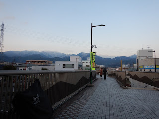 小田急線渋沢駅からの丹沢山塊