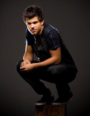 taylor lautner black and white