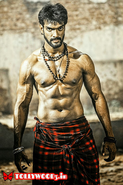 Charandeep six pack body