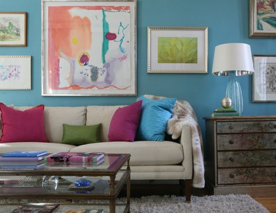 Design with full color furniture