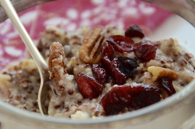 QUINOA-OAT BREAKFAST