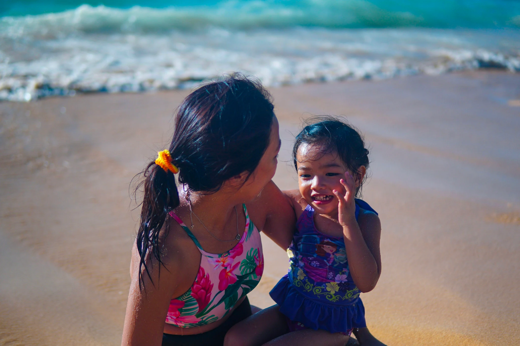 Photo of kids at Patar Beach