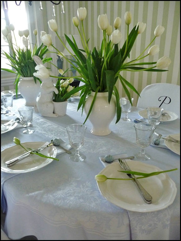 Easter Table take 2 014