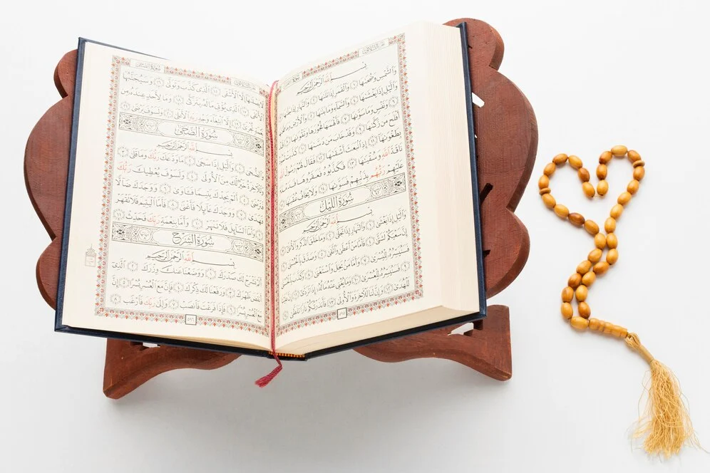 Keutamaan Membaca Al-Qur'an di Bulan Ramadhan