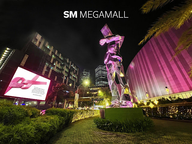 SM Cares Celebrated Pink Ribbon Day at SM Megamall