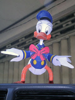 Donald Duck Papercraft