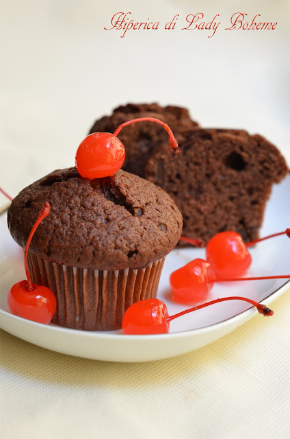 hiperica_lady_boheme_blog_di_cucina_ricette_gustose_facili_veloci_muffins_al_cioccolato_2