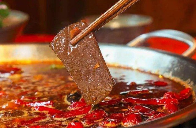 Khi đi ăn lẩu có 5 món chỉ người amp;#34;ngây thơamp;#34; mới gọi nhiều, càng ăn càng hại sức khỏe - 4