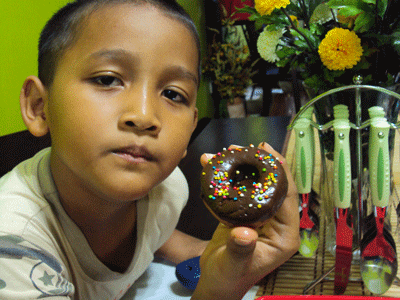 INDAHNYA KEHIDUPAN: DONUT SURIA