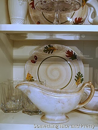 chest of drawers diningroom 009