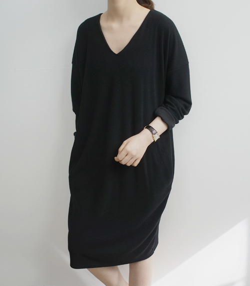 Betsy V-Neck Shirt Dress