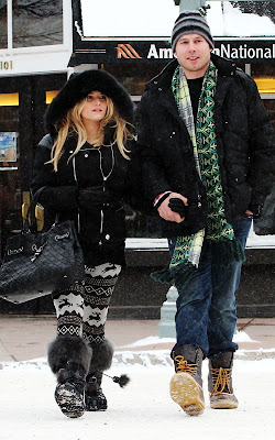 Jessica Simpson and new fiance Eric Johnson strolling the streets of Aspen, Colorado