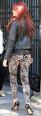 Amy Childs Sweet And Sexy With Leather Jacket And Leopard-print Leggings5