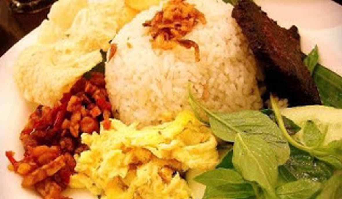 Nasi Uduk Rice Cooker