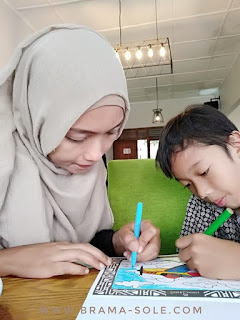 aktivitas mewarnai untuk menguatkan bonding ortu dan anak